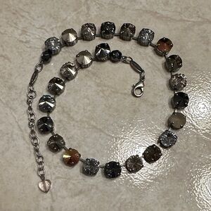 Sabika Manhattan necklace